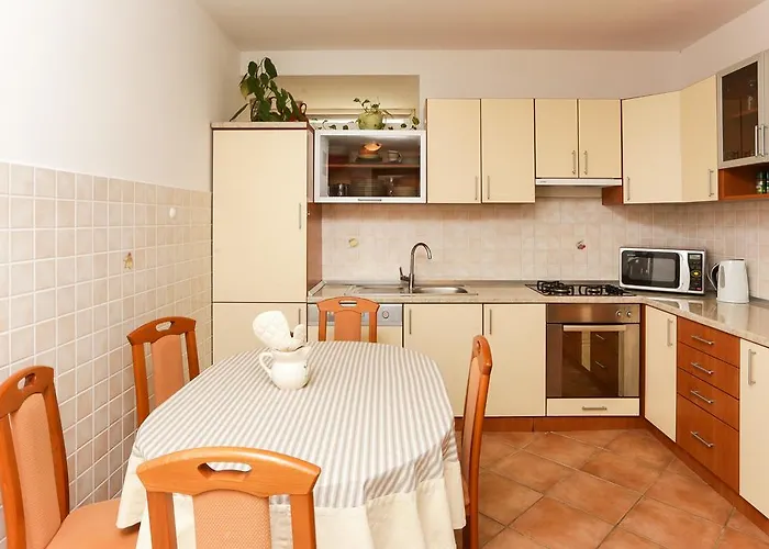 Stone House Apartament *